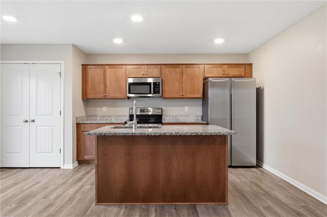 9712 E 220th Street, Peculiar, MO 64078