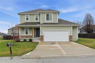 9712 E 220th Street, Peculiar, MO 64078