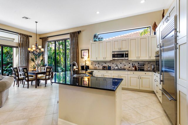 6700 Fox Hollow Drive, West Palm Beach, FL 33412