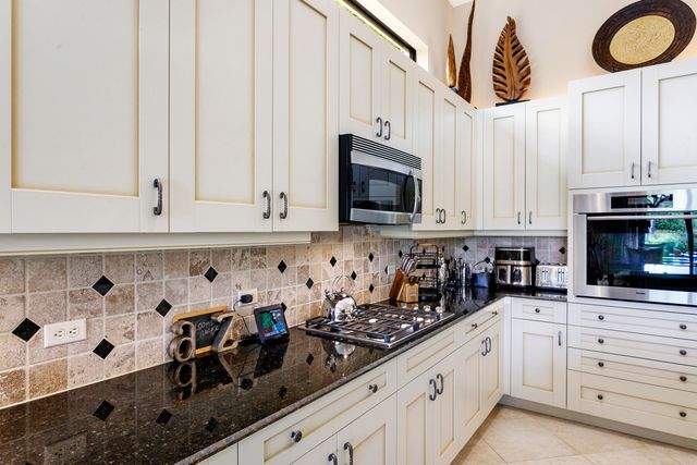 6700 Fox Hollow Drive, West Palm Beach, FL 33412