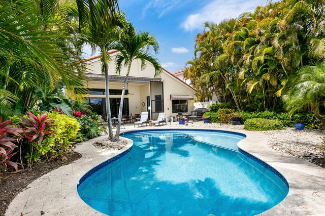 6700 Fox Hollow Drive, West Palm Beach, FL 33412