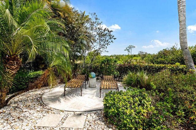 6700 Fox Hollow Drive, West Palm Beach, FL 33412