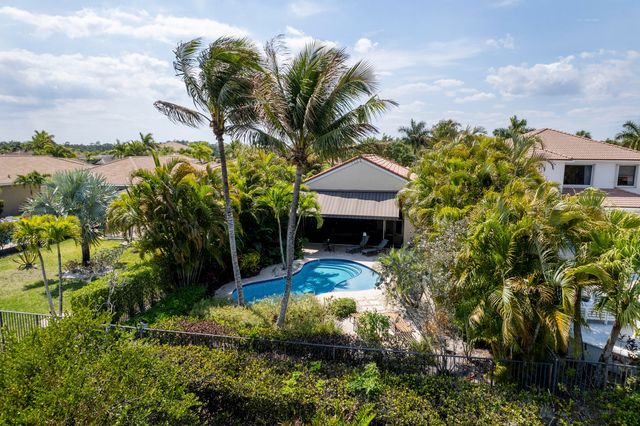 6700 Fox Hollow Drive, West Palm Beach, FL 33412