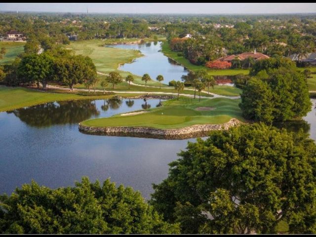 6700 Fox Hollow Drive, West Palm Beach, FL 33412