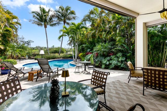 6700 Fox Hollow Drive, West Palm Beach, FL 33412