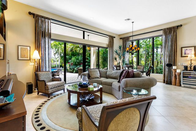 6700 Fox Hollow Drive, West Palm Beach, FL 33412