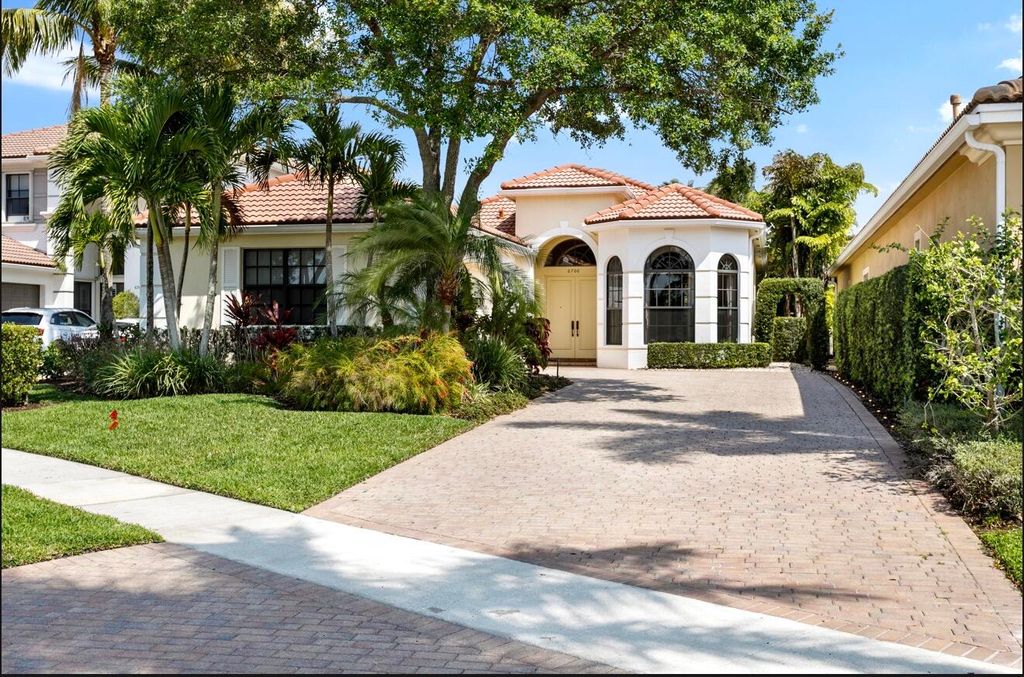 6700 Fox Hollow Drive, West Palm Beach, FL 33412