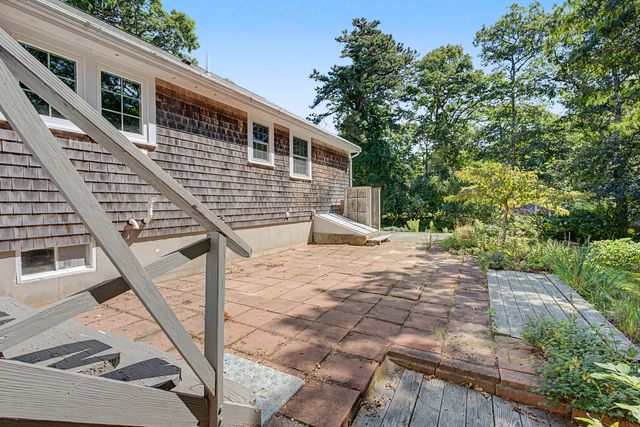 15 Homer Lane, South Dennis, MA 02660