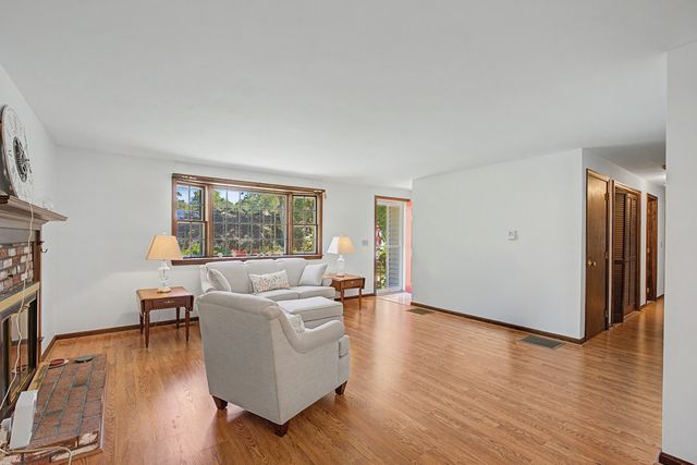 15 Homer Lane, South Dennis, MA 02660
