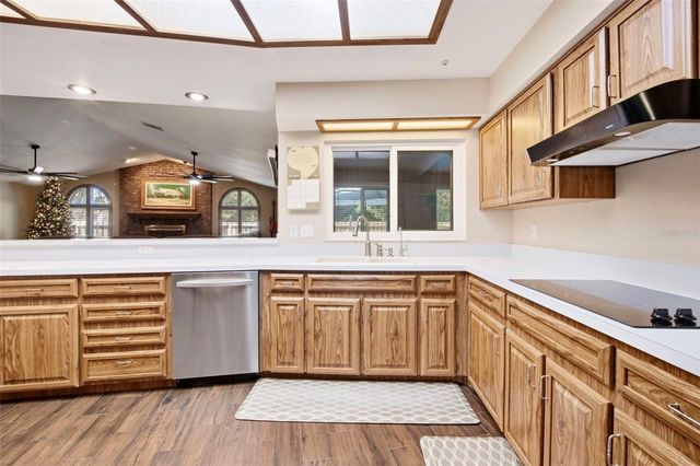 6122 WISTERIA LOOP, Land O Lakes, FL 34638