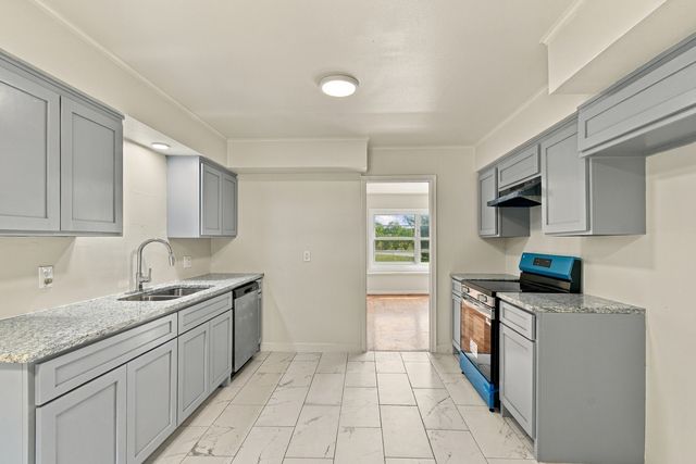 1137 N Union Place, Tulsa, OK 74127