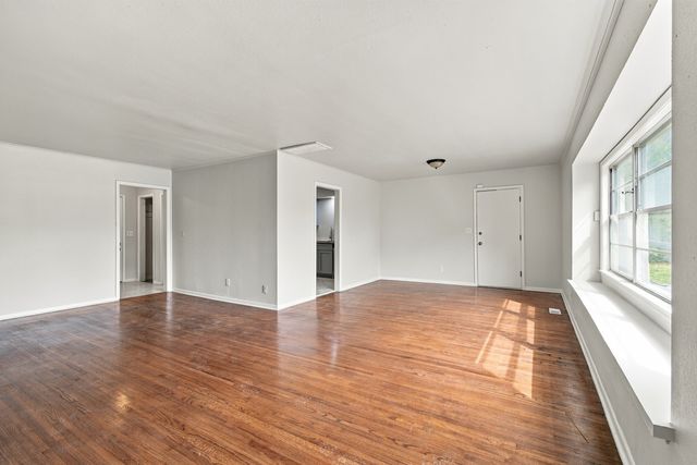 1137 N Union Place, Tulsa, OK 74127