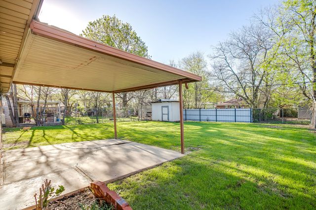 2101 Bettibart Street, Fort Worth, TX 76134