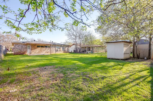 2101 Bettibart Street, Fort Worth, TX 76134