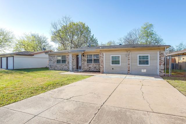 2101 Bettibart Street, Fort Worth, TX 76134
