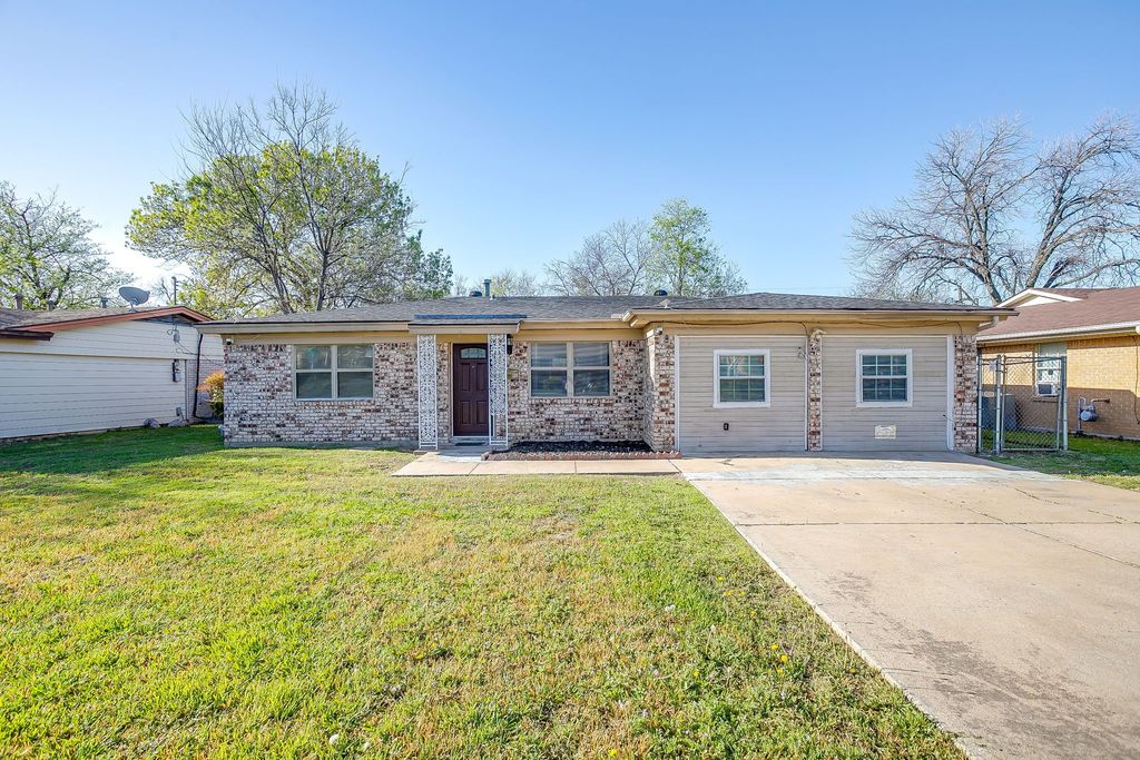 2101 Bettibart Street, Fort Worth, TX 76134
