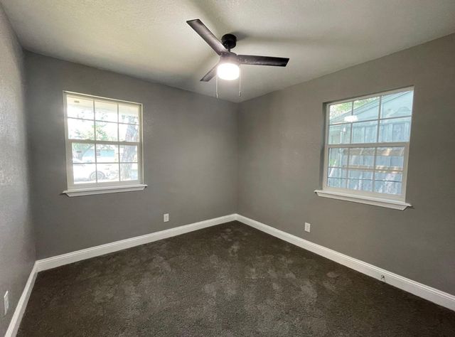 225 E Coral Way, Grand Prairie, TX 75051