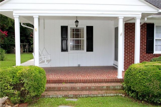 514 Country Club Drive, Burlington, NC 27215