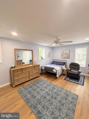 4404 JUNIPER ST, Vineland, NJ 08361