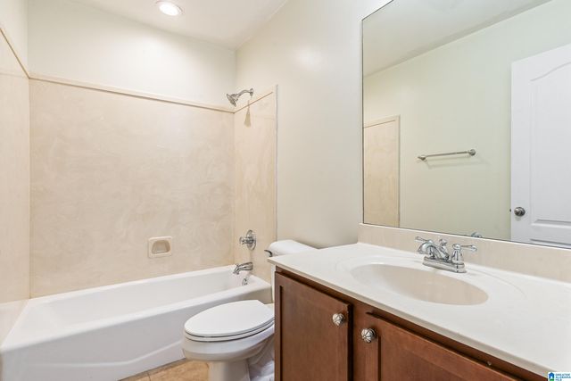 6459 CROMER CIRCLE, Leeds, AL 35094