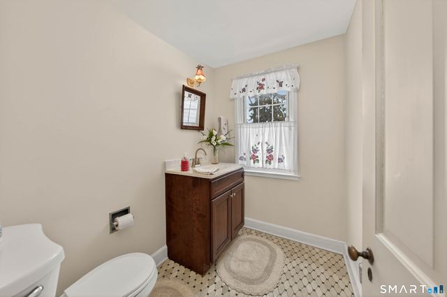 85 Cherry Hill Road, Branford, CT 06405