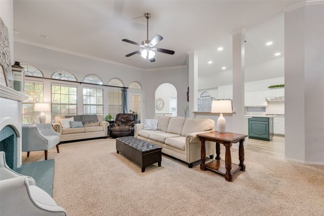 830 Sumner Drive, Mesquite, TX 75149