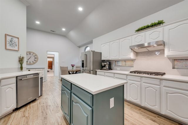 830 Sumner Drive, Mesquite, TX 75149