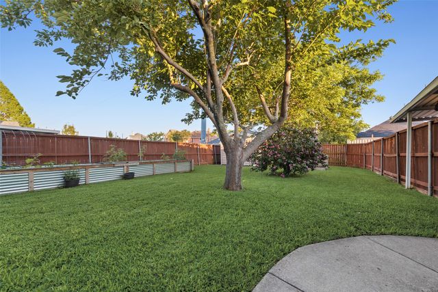 830 Sumner Drive, Mesquite, TX 75149
