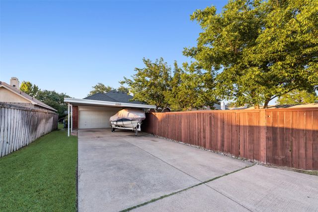 830 Sumner Drive, Mesquite, TX 75149