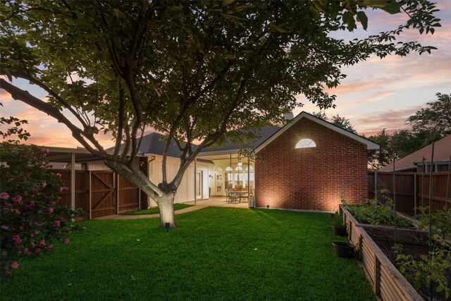830 Sumner Drive, Mesquite, TX 75149