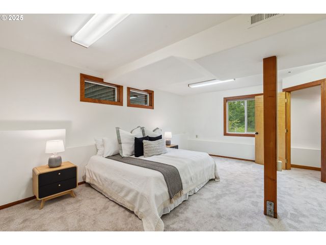 26 Mountain View Ln, Trout Lake, WA 98650