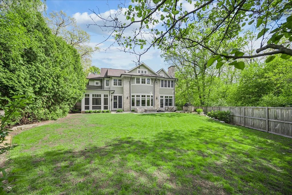 Image 39 of property listing at 779 Bob O Link Road, Highland Park, IL 60035