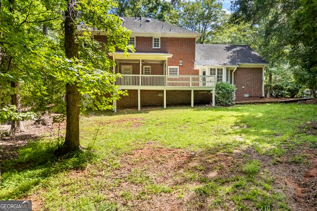 201 Chesterfield Road, Bogart, GA 30622