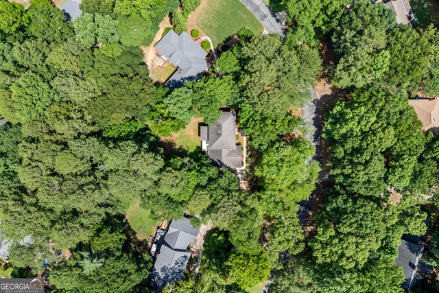 201 Chesterfield Road, Bogart, GA 30622