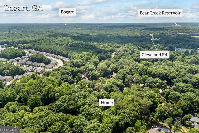 201 Chesterfield Road, Bogart, GA 30622