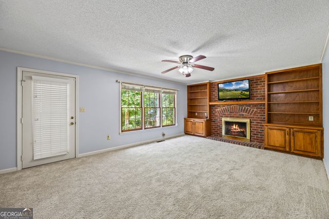 201 Chesterfield Road, Bogart, GA 30622