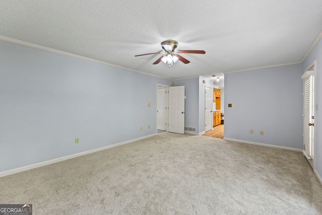 201 Chesterfield Road, Bogart, GA 30622