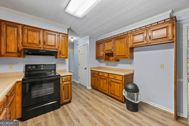 201 Chesterfield Road, Bogart, GA 30622