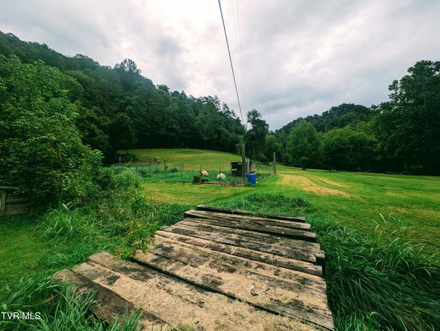 4478 Copper Creek Road, Duffield, VA 24244