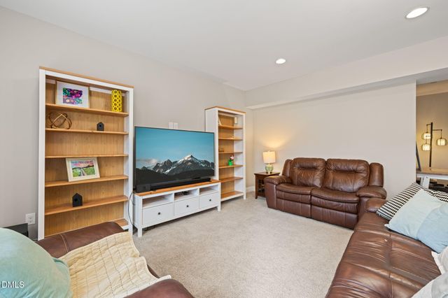 320 Papyrus Place, Hillsborough, NC 27278