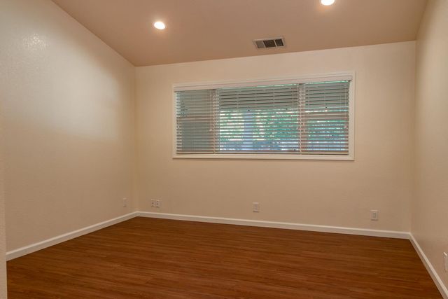 8481 Andre Ct, Citrus Heights, CA 95610