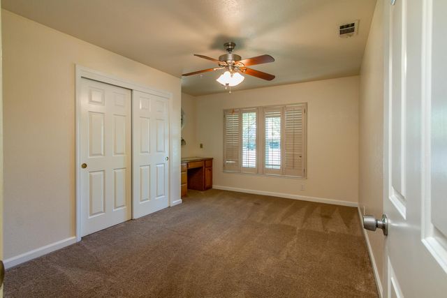 8481 Andre Ct, Citrus Heights, CA 95610