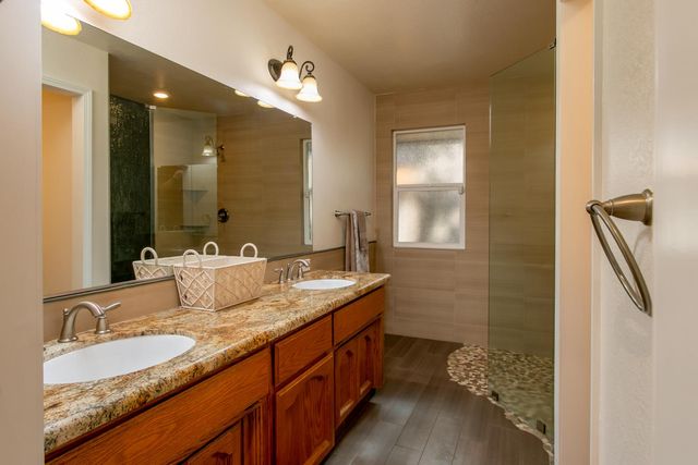 8481 Andre Ct, Citrus Heights, CA 95610