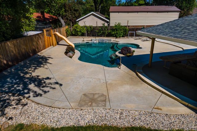 8481 Andre Ct, Citrus Heights, CA 95610