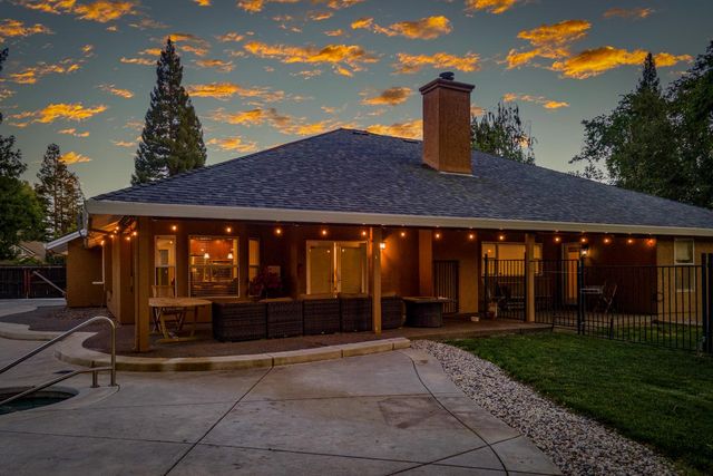 8481 Andre Ct, Citrus Heights, CA 95610