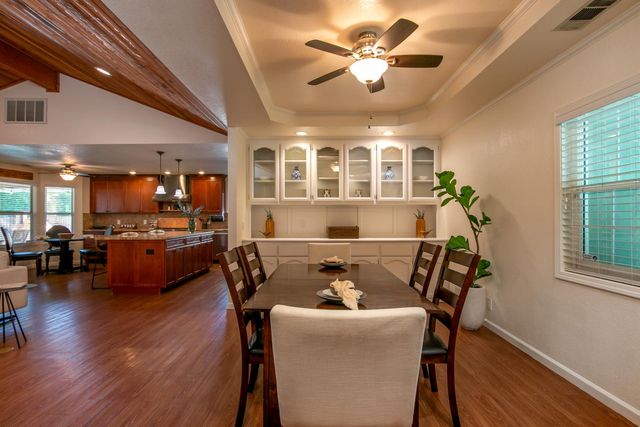 8481 Andre Ct, Citrus Heights, CA 95610