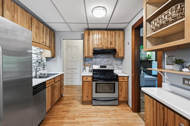 3023 45th Avenue S, Minneapolis, MN 55406
