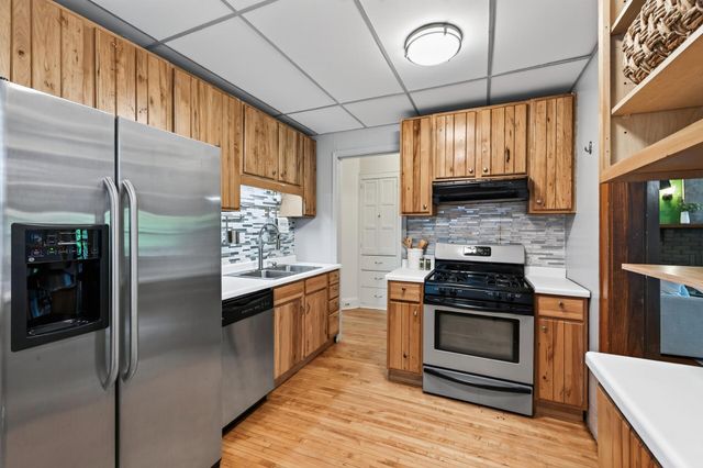 3023 45th Avenue S, Minneapolis, MN 55406