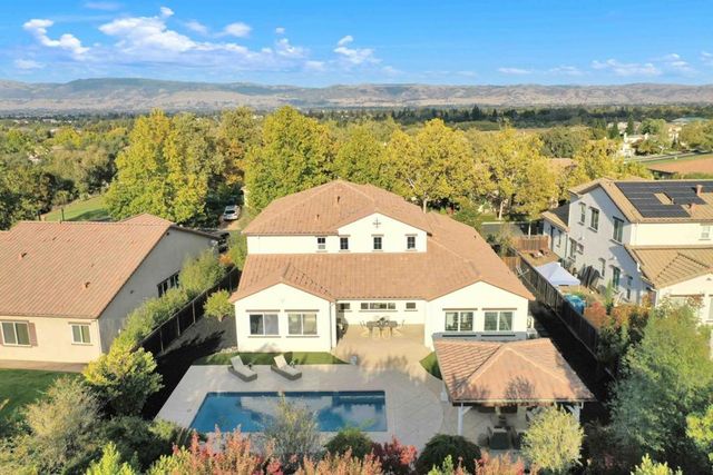 7277 Pitlochry Drive, Gilroy, CA 95020