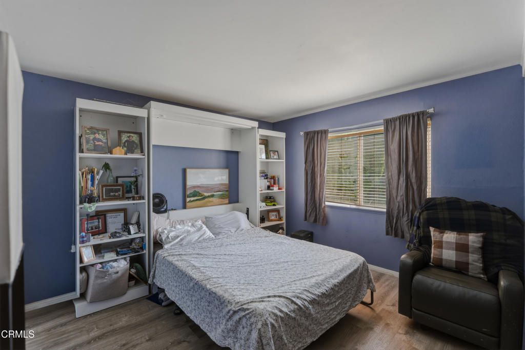 Image 19 of property listing at 12159 Hoyt Street, Sylmar, CA 91342